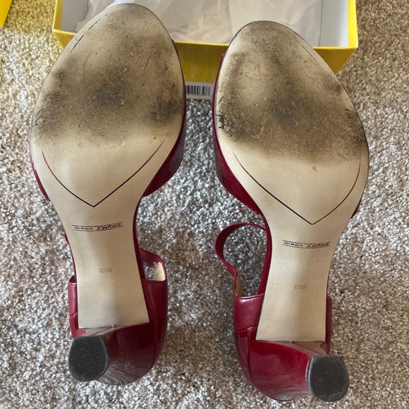 Circa Joan and David peep-toe red heels, 8 1/2, slightly worn in original box - Picture 9 of 9